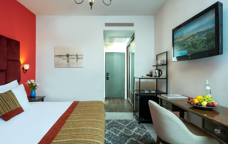 Hotel Giladi Deluxe 03 low