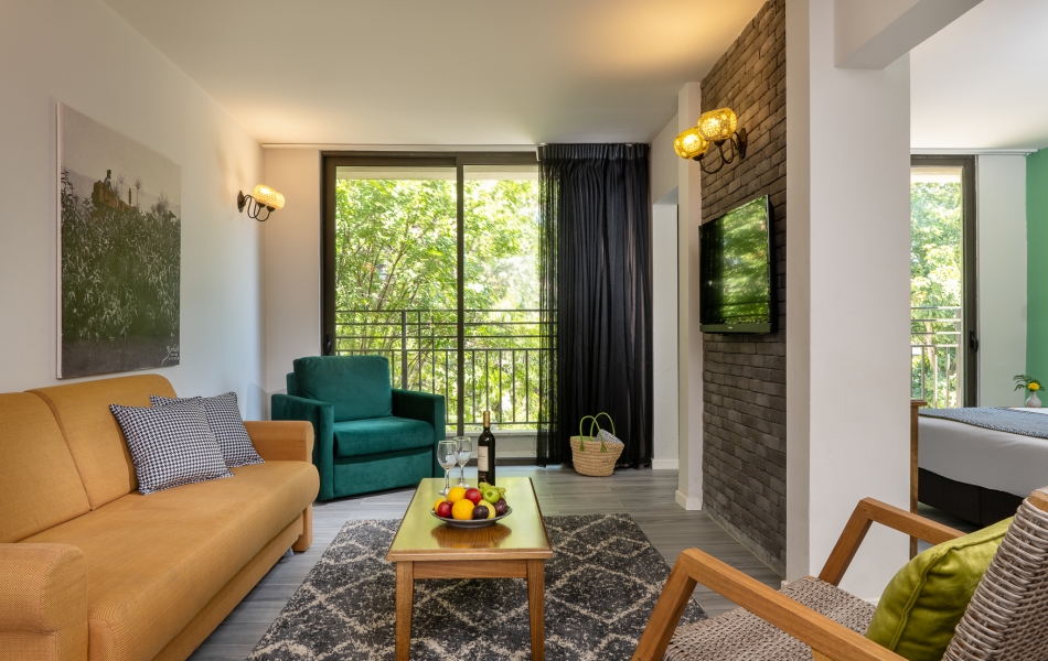 Hotel Giladi Family Studio 03 low