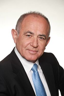 צביקה אורן